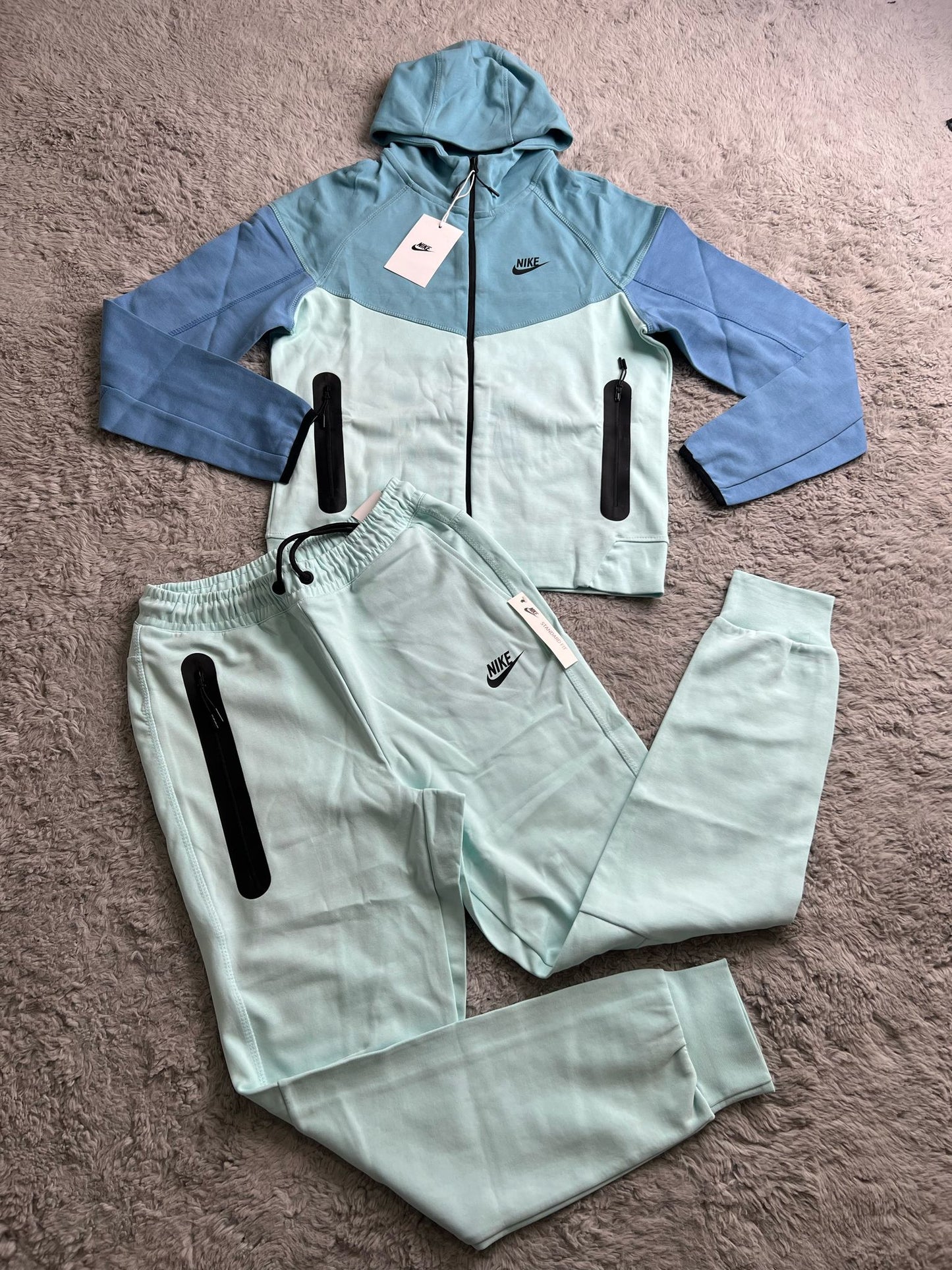 Nike Tech Fleece 2025 Ice Blue