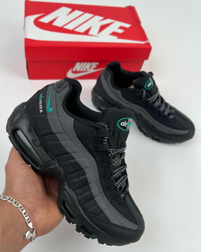 Nike Air Max 95 Black And Blue