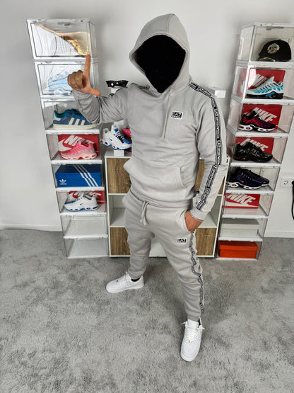 Chandal Armani EA7 Grey